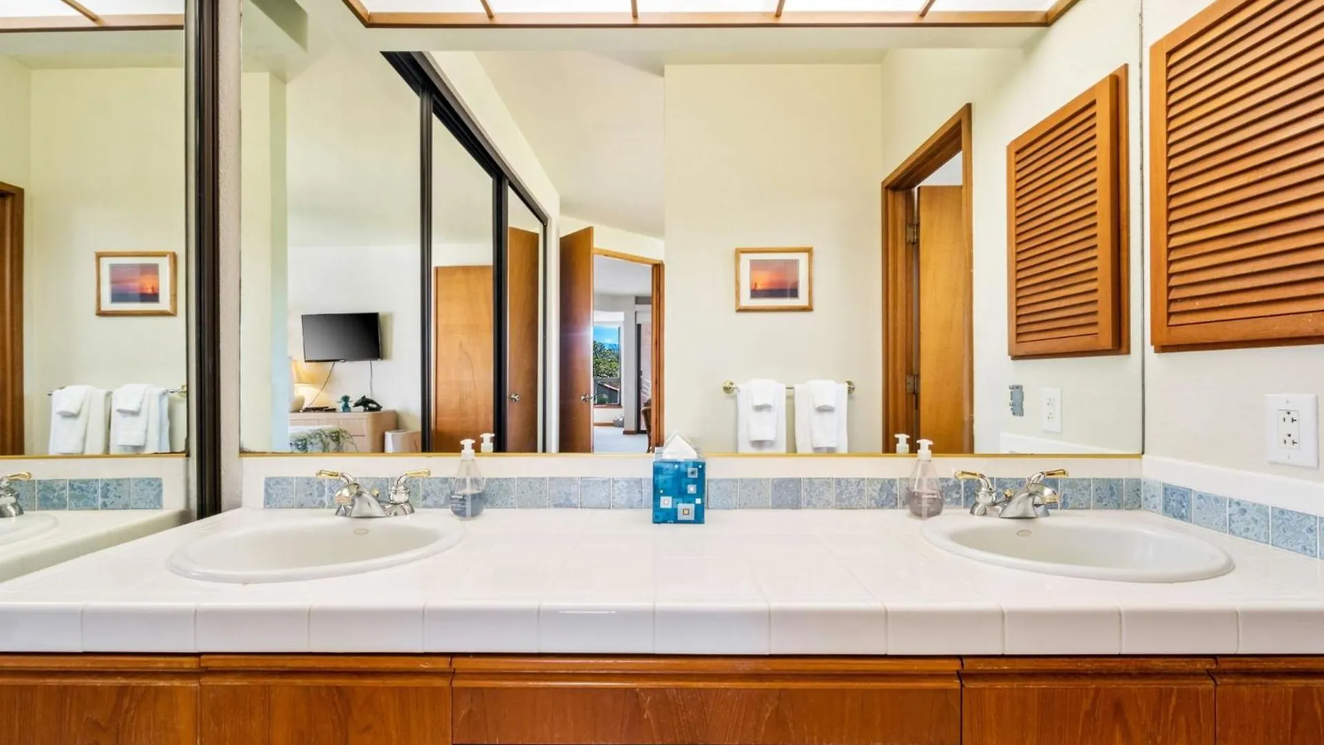 Big Island Waikoloa Shores By Coldwell Banker Island Vacations 0*,  United States