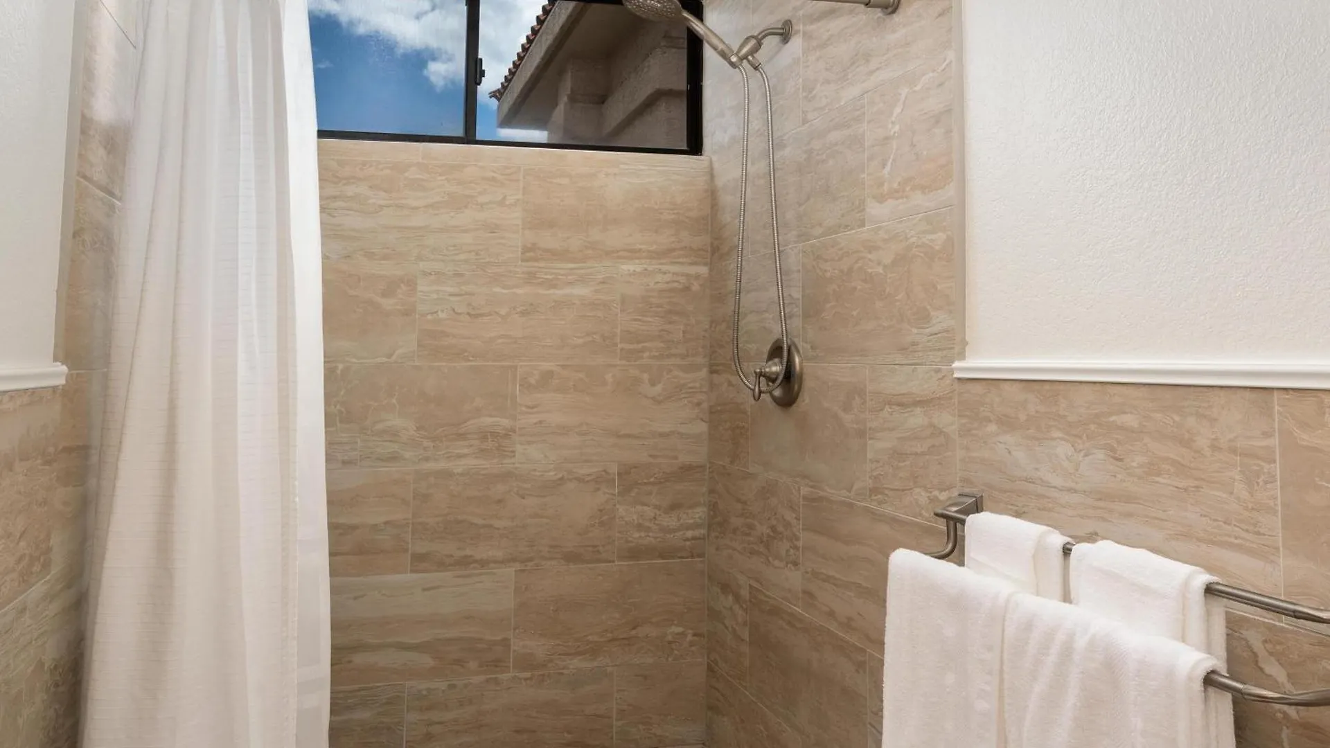 Apartment Big Island Waikoloa Shores By Coldwell Banker Island Vacations