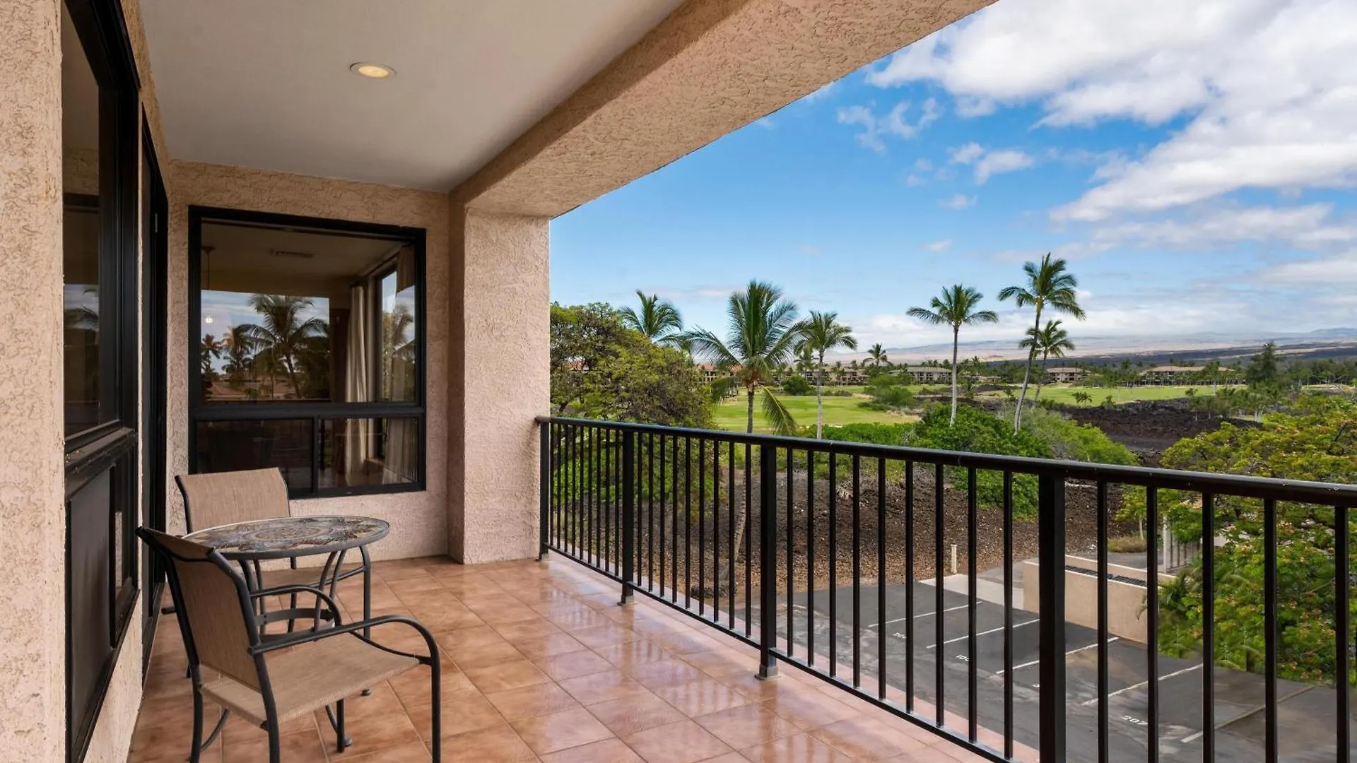 Big Island Waikoloa Shores By Coldwell Banker Island Vacations United States