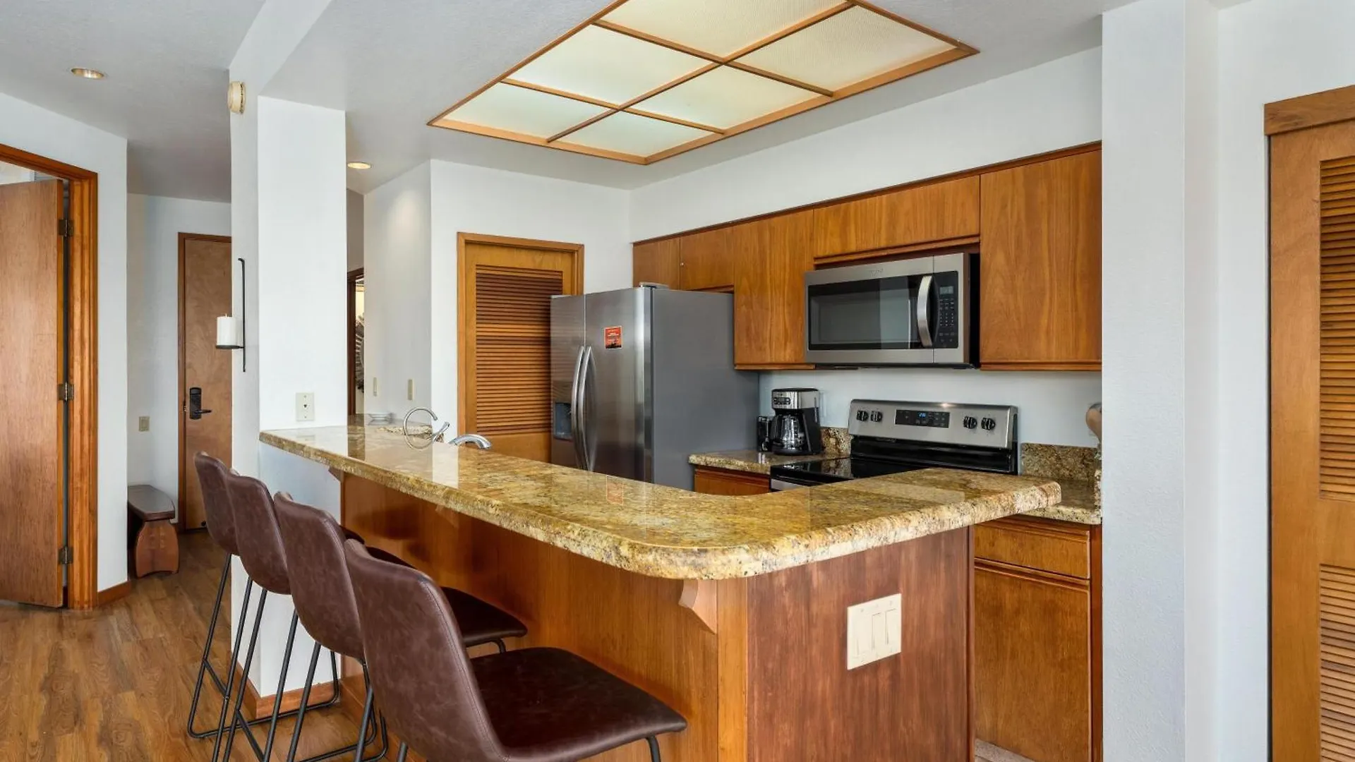 Big Island Waikoloa Shores By Coldwell Banker Island Vacations United States