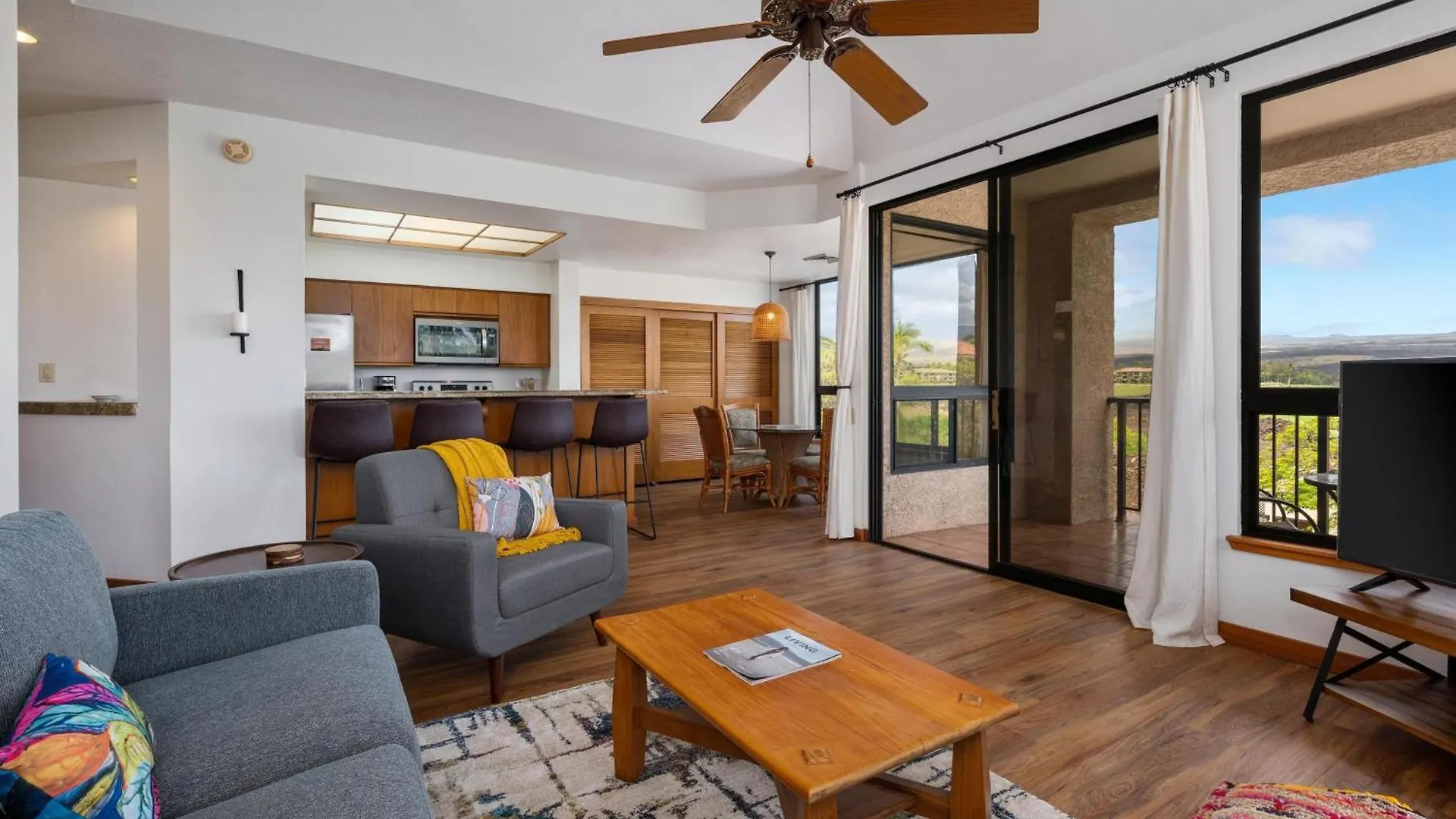 Big Island Waikoloa Shores By Coldwell Banker Island Vacations Apartment
