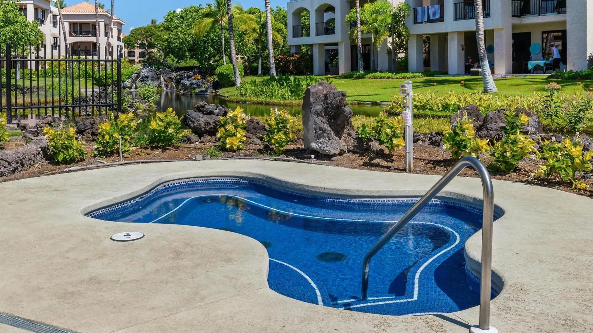 Big Island Waikoloa Shores By Coldwell Banker Island Vacations United States